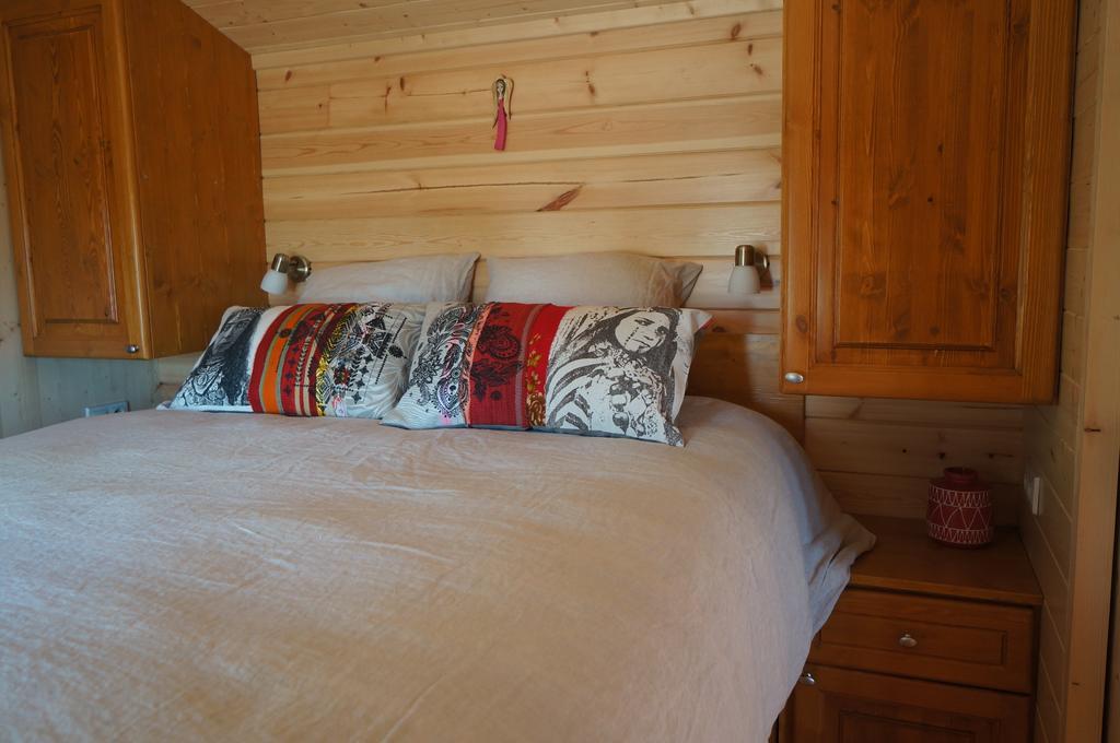 Vakantiehuis Le Pont Rouge Roulotte